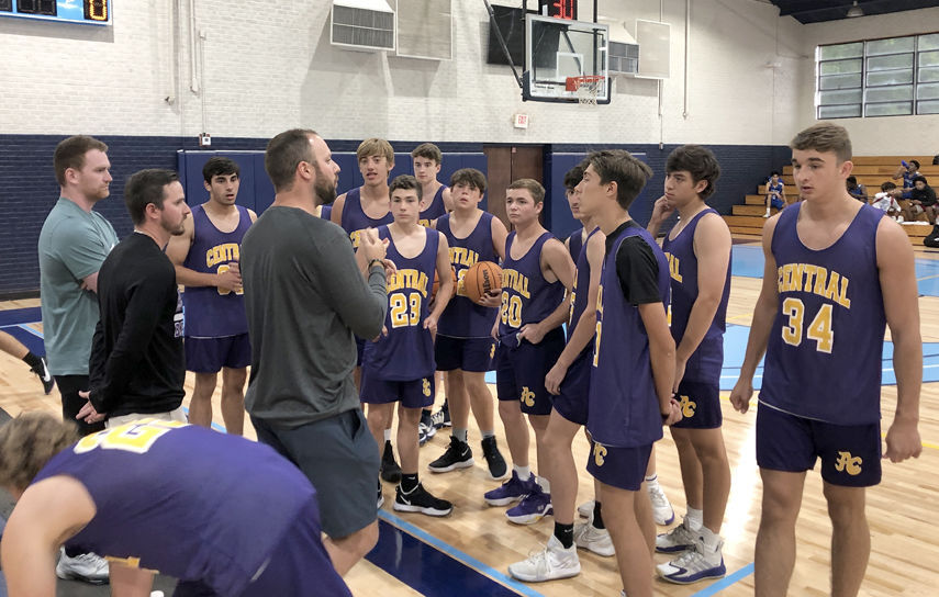 Golden Bears play in BMC Tournament